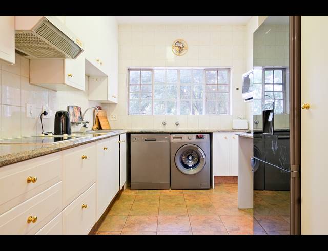 3 BEDROOM APARTMENT FOR SALE IN VICTORY PARK